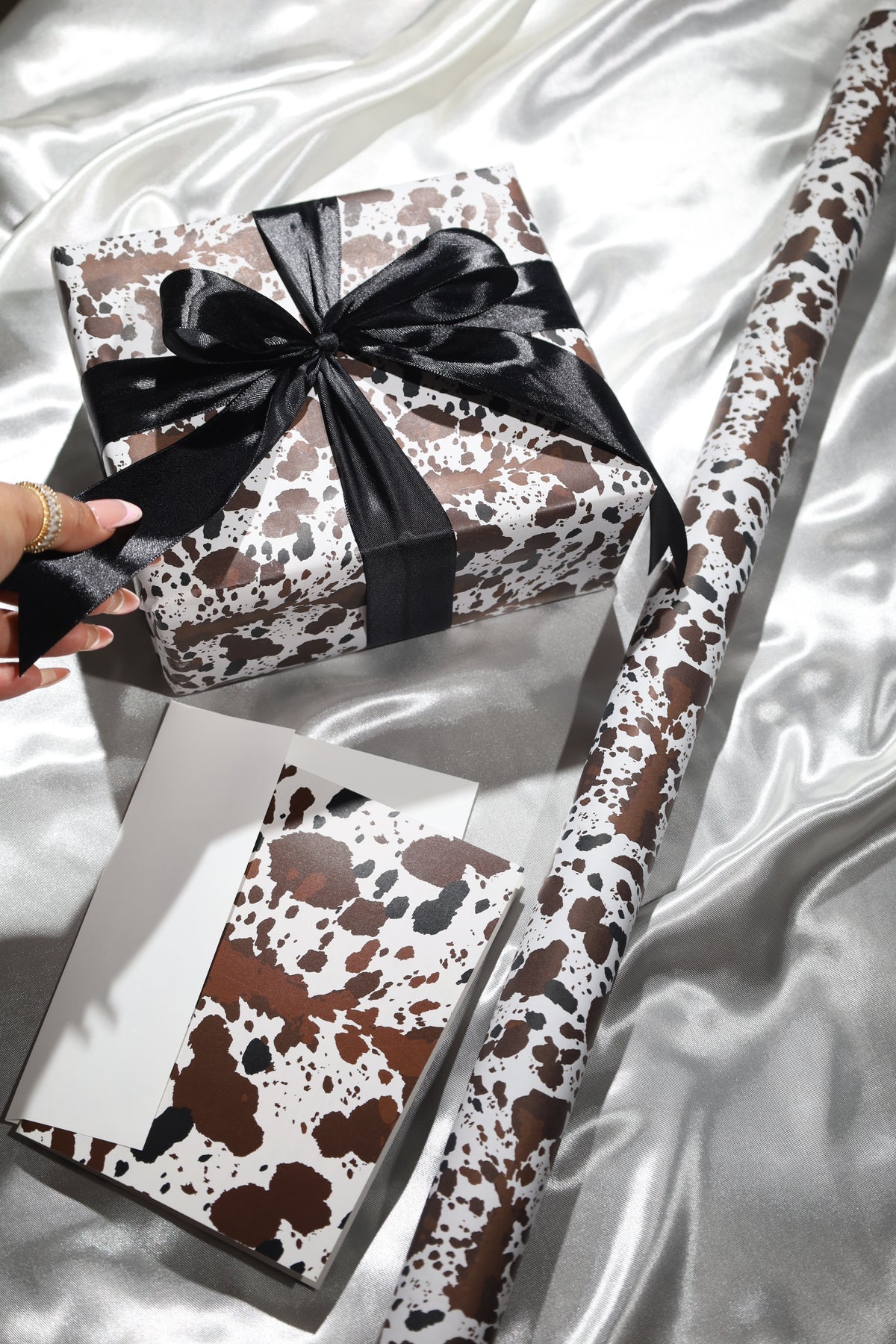 Cocoa Hide Host Set