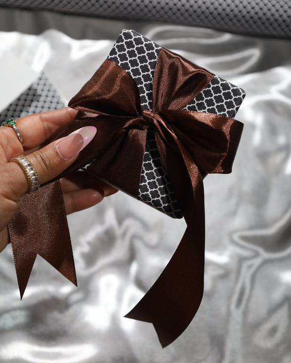 Trellis Wrapping Paper
