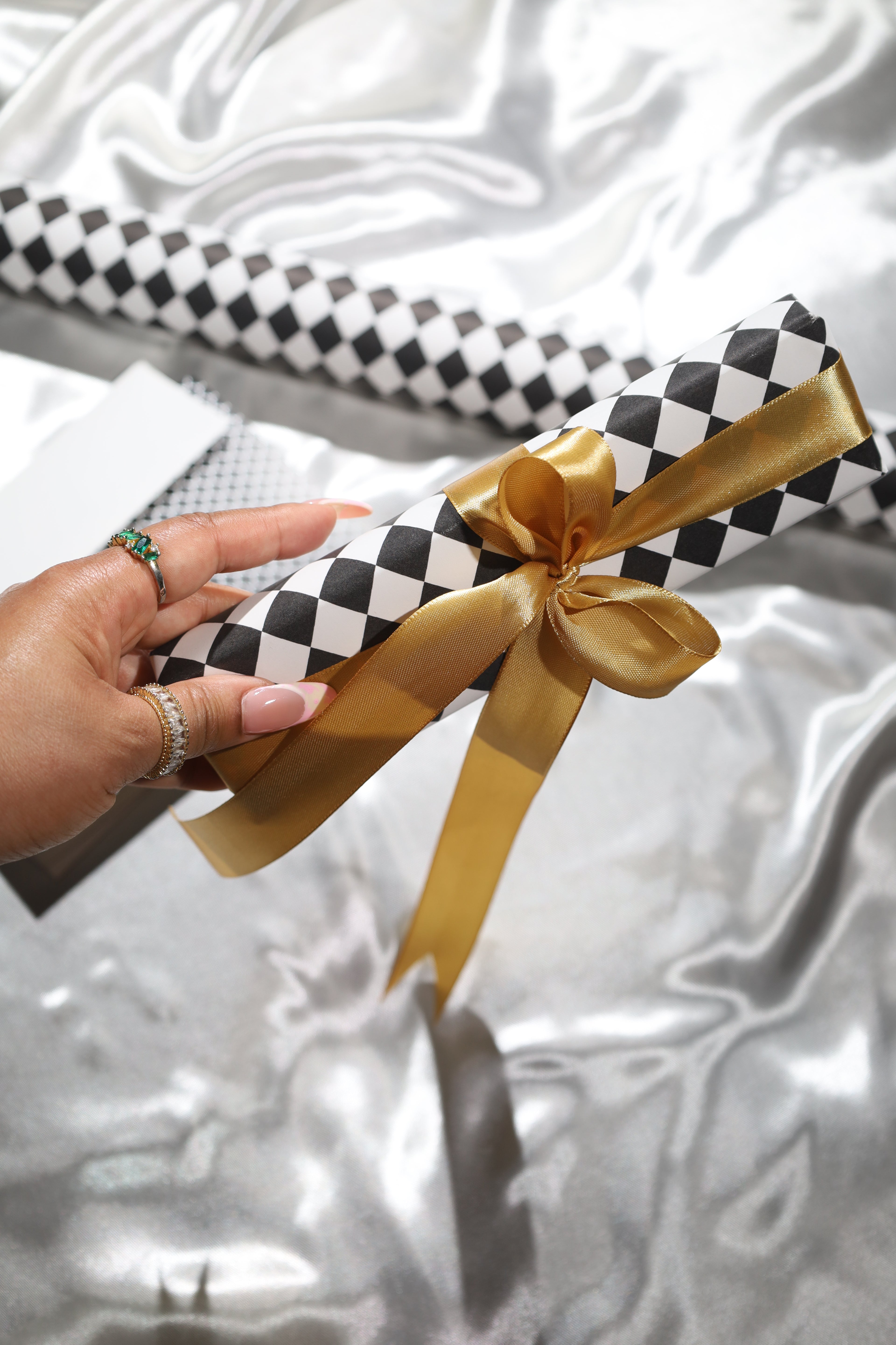 Tuxedo Tiling Gift Set
