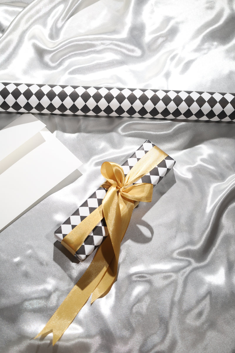 Tuxedo Tiling Gift Set